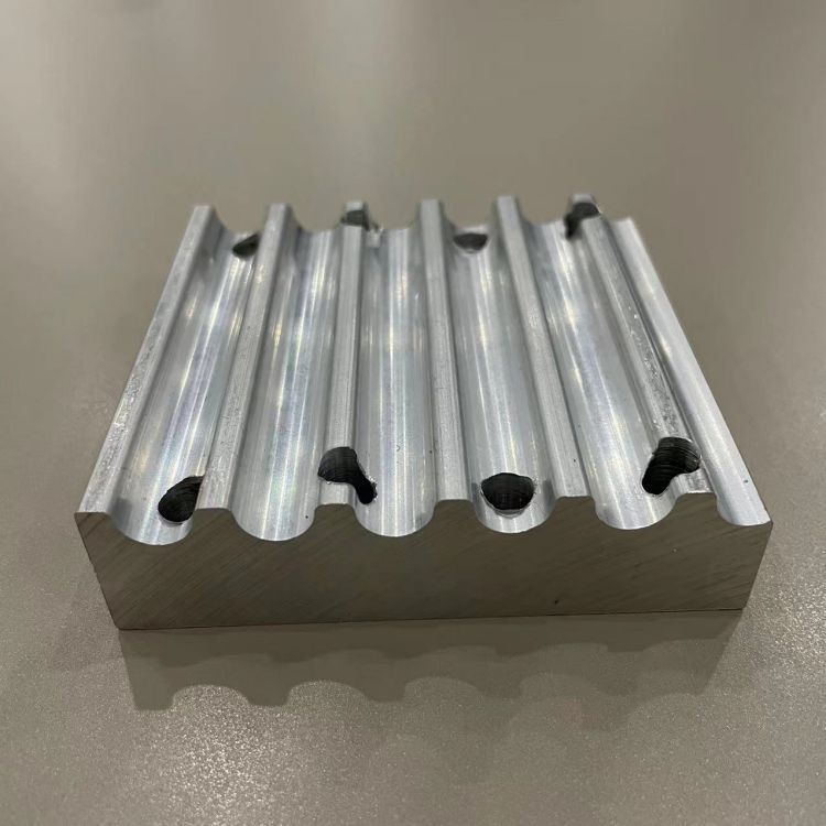 Perfuração de extrusão de placa de base de alumínio Placa de montagem de alumínio